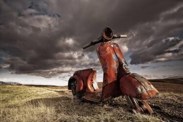 Vespa (Torsteinn H. Ingibergsson) - Muzeo.com