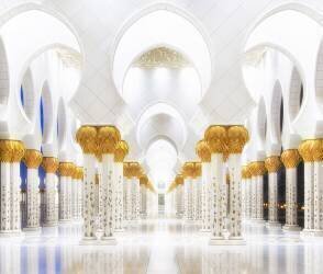 White and Gold (Mohamed Raof) - Muzeo.com