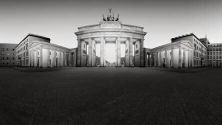 Brandenburg Gate (Ronny Behnert) - Muzeo.com