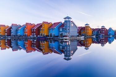 Colored homes (Ton Drijfhamer) - Muzeo.com