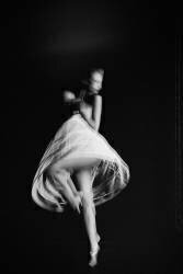 Dancing in the Light (Ruslan Bolgov (Axe)) - Muzeo.com
