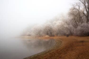 Fog and rime on the lake (Hans Peter Rank) - Muzeo.com