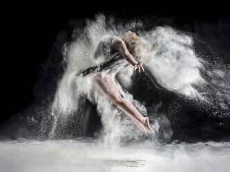 Frenzy (Pauline Pentony) - Muzeo.com
