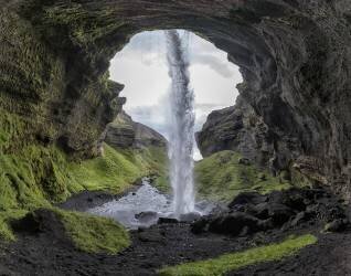 Hidden waterfall (Bragi Kort) - Muzeo.com