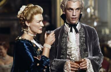 Les liaisons dangereuses, Glenn Close and John Malkovich (Collection Christophel) - Muzeo.com