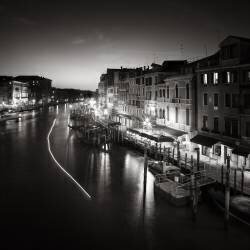 Light Traffic (Ronny Behnert) - Muzeo.com