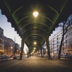 Schönhauser Allee (Ronny Behnert) - Muzeo.com