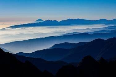 Shades of blue (Toru Sugawara) - Muzeo.com