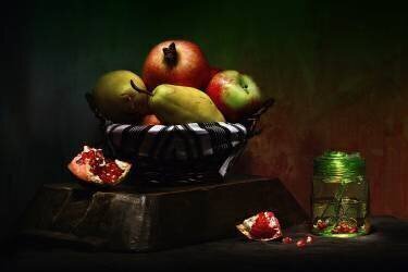 Still life / fruits (Emine Basa) - Muzeo.com