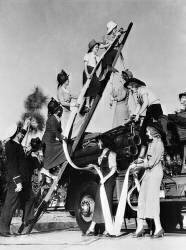 Entraînement de pompiers femmes à Beverly Hills, Los Angeles (Keystone) - Muzeo.com