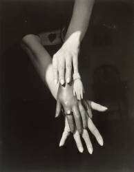 Mains (Claude Cahun) - Muzeo.com