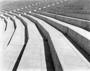 Stade, Mexico (Tina Modotti) - Muzeo.com
