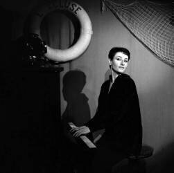 French singer Barbara (Jo Pietri) - Muzeo.com