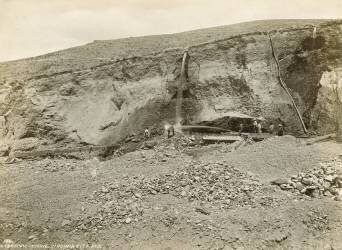 Extraction hydraulique, Virginia City Moutain, Etats-Unis (William Henry Jackson) - Muzeo.com