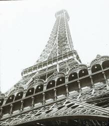 La Tour Eiffel (anonyme) - Muzeo.com