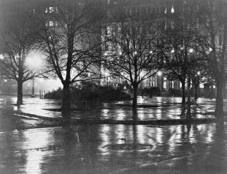 Reflets, nuit, New York (Alfred Stieglitz) - Muzeo.com