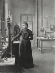 Marie Curie dans son laboratoire (anonyme) - Muzeo.com