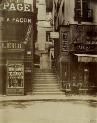 Passage Beaujolais, 47 rue Montpensier, 1er arrondissement, Paris (Eugène Atget) - Muzeo.com