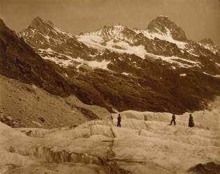 Paysage Alpin : Trois randonneurs sur un Glacier (Adolphe Braun) - Muzeo.com