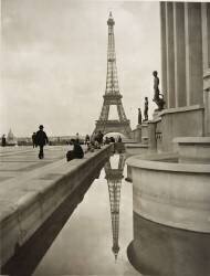La Tour Eiffel depuis le Palais de Chaillot (anonyme) - Muzeo.com