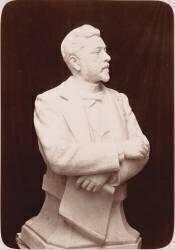 Buste avec bras par Stecchi, sculpteur de Gustave Eiffel, 1896, de profil (anonyme) - Muzeo.com