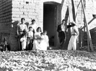 Family with Corn (Tina Modotti) - Muzeo.com