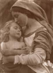Portrait of mother and child (Julia Margaret Cameron) - Muzeo.com
