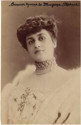 Princesse Yvonne de Mayrena (éléphants) (Charles Reutlinger) - Muzeo.com