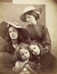 Summer Days (Julia Margaret Cameron) - Muzeo.com