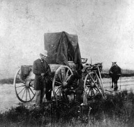 Alexander Gardner's darkroom on wheels (Alexander Gardner) - Muzeo.com