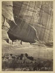 Ancient Ruins in the Canyon de Chelly, N.M., in a niche 50 feet above present Canyon bed (Timothy O'Sullivan) - Muzeo.com