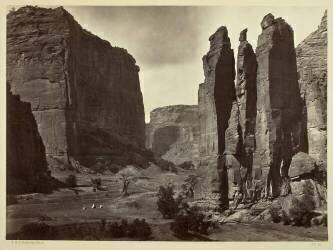 Cañon de Chelle, Walls of the Grand Cañon, about 1200 feet in height (Timothy O'Sullivan) - Muzeo.com