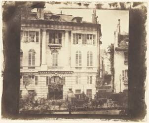 Parisian Townhouses in Paris (William Henry Fox Talbot) - Muzeo.com