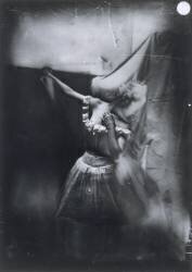 Danseuse le bras tendu (Edgar Degas) - Muzeo.com