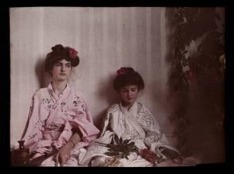Two girls in Oriental costume (Etheldreda Janet Laing) - Muzeo.com