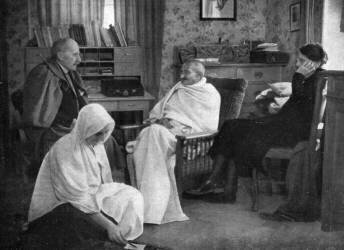 Mahatma Gandhi avec l'écrivain français Romain Rolland à Villeneuve, près de Montreux, en Suisse en 1932 (anonymous) - Muzeo.com