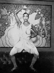 Josephine Baker in 1928 (Keystone) - Muzeo.com