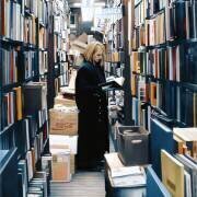 Woman in Bookseller (Max Ferguson) - Muzeo.com