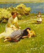 Young Girls on a Cliff Top (Harold Harvey) - Muzeo.com