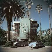 Beverly Hills Hotel (Slim Aarons) - Muzeo.com