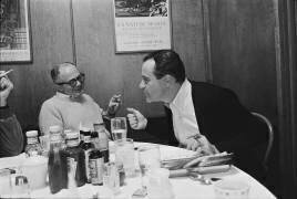Billy Wilder and Jack Lemmon on the set of 'The Fortune Cookie' (Orlando Suero) - Muzeo.com