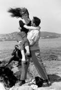 Brigitte Bardot and Carl Mohner at Cannes Festival (Rue des Archives) - Muzeo.com