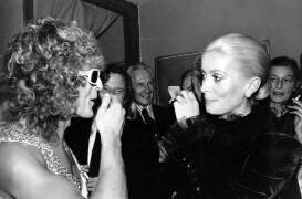 Catherine Deneuve Congratulating Michel Polnareff (Rue des Archives) - Muzeo.com