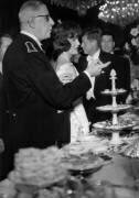 French President General Charles De Gaulle With John and Jackie Kennedy during Official Dinner in Paris (Rue des Archives) - Muzeo.com