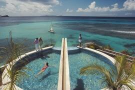Holiday in Mustique (Slim Aarons) - Muzeo.com