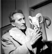 Jean Cocteau at Exhibition of Pottery on November 13, 1958 (Rue des Archives) - Muzeo.com