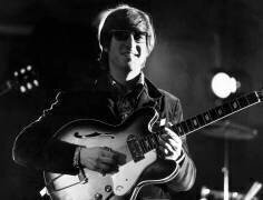 John Lennon vers 1964 (Keystone) - Muzeo.com