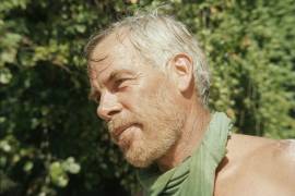 Lee Marvin on set for 'Hell in the Pacific' (Orlando Suero) - Muzeo.com