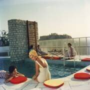 Penthouse Pool (Slim Aarons) - Muzeo.com