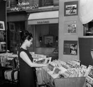 Record Shop (Keystone) - Muzeo.com